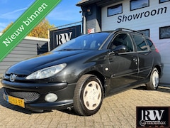 Peugeot 206 SW - 1.6-16V *AIRCO*NIEUWE KOPPELING*TREKHAAK