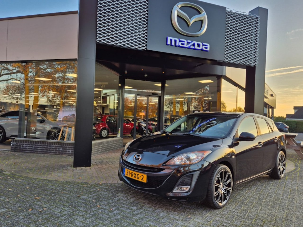 Mazda 3 - 1.6 GT-M LINE / Trekhaak - AutoWereld.nl
