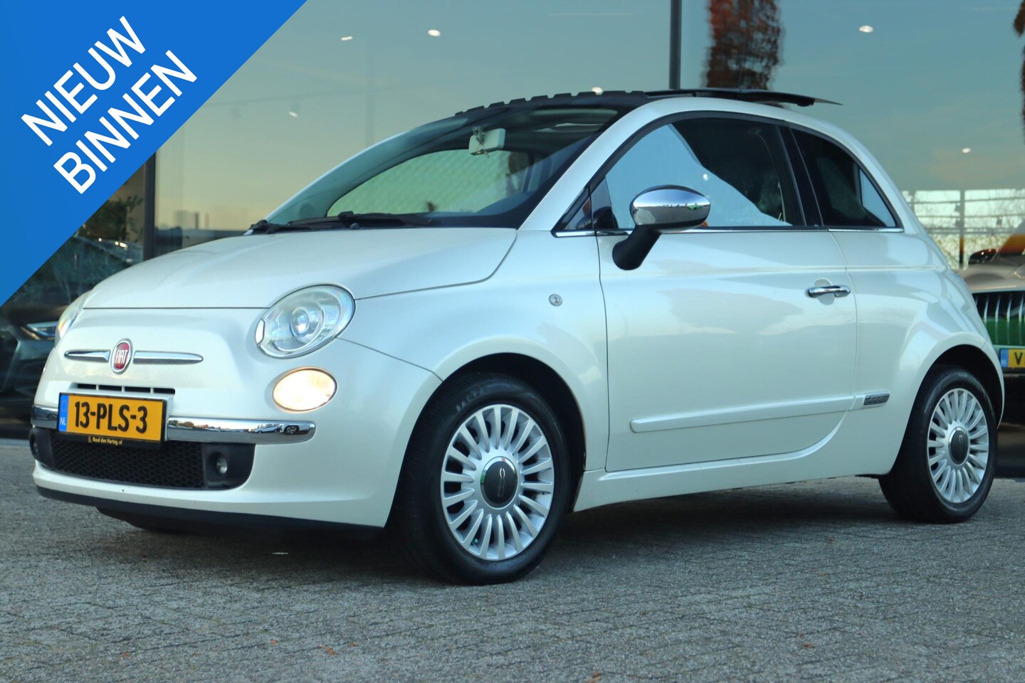 Fiat 500 - 1.2 LOUNGE AUT. | SCHUIF/KANTEL DAK | XENON | LEDER | PDC | NAP - AutoWereld.nl