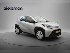 Toyota Aygo X - 1.0 VVT-i MT Play - Carplay, Camera