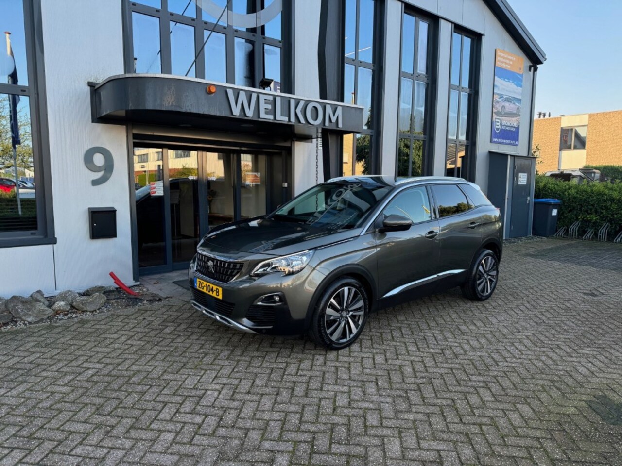 Peugeot 3008 - 1.2 PureTech Allure 1.2 PureTech 131PK Allure, Navi, Climatcntrl, Cruisecntrl, Leder - AutoWereld.nl