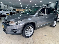 Volkswagen Tiguan - 2.0 TSI 4x4 Automaat Panorama Dak Apple/Android ECC Cruise