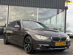 BMW 3-serie Touring - 320i Upgrade Luxury AUTOMAAT/LED/LEER