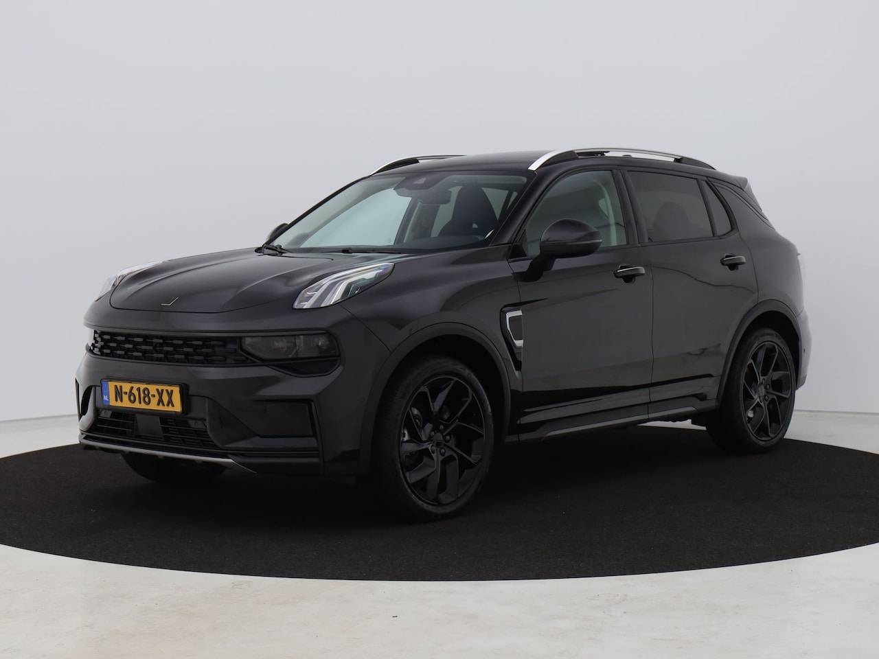 Lynk & Co 01 - 1.5 Plug-in Hybrid | BLACK | NLD AUTO - AutoWereld.nl