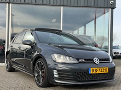 Volkswagen Golf - 2.0 TDI GTD SPORT&SOUND DSG/PANO