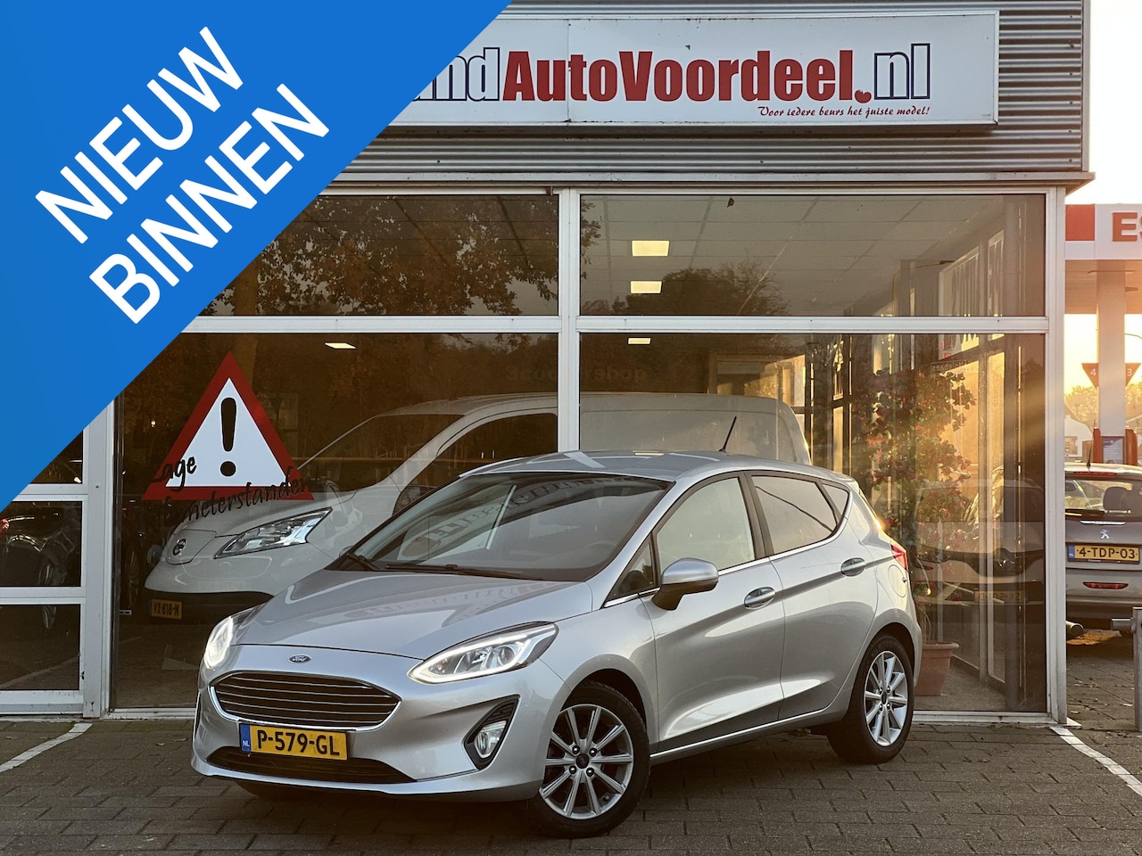 Ford Fiesta - 1.0 EcoBoost Titanium Automaat / B&O Audio / Carplay / Lane Assist. / 2017 - AutoWereld.nl