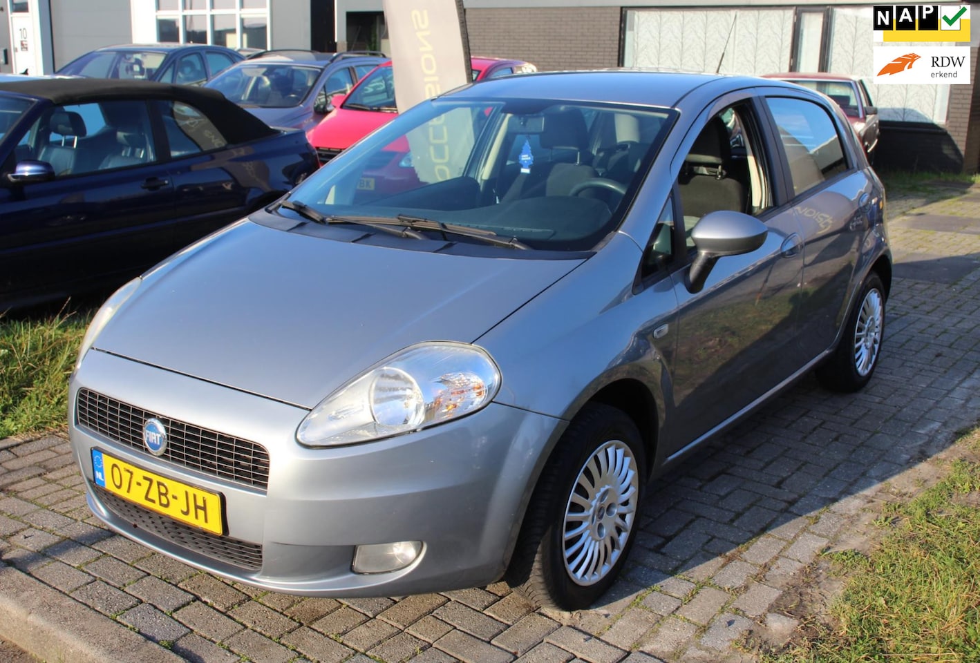 Fiat Grande Punto - 1.4 Edizione Cool 5-drs Airco Cruise Dealer onderhouden Audio APK NAP - AutoWereld.nl