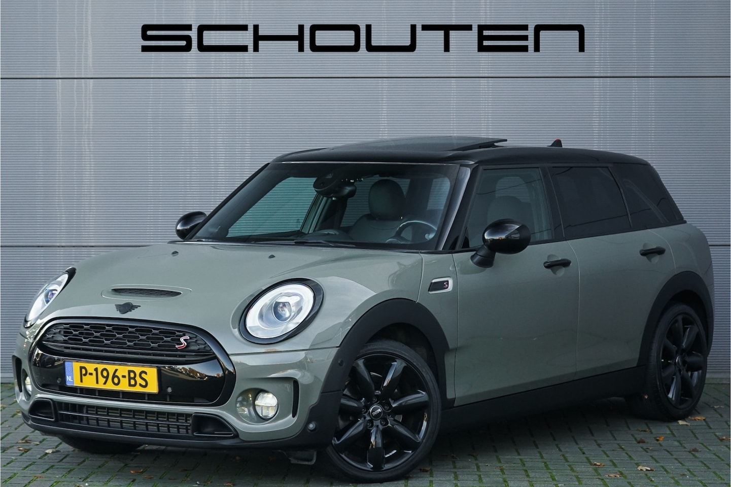MINI Clubman - Mini 2.0 Cooper S Knightsbridge Pano H/K Yours Leder CarPlay 18" - AutoWereld.nl