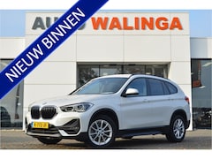 BMW X1 - sDrive20i 179PK 4cil Nieuw Mod Head up Led Navi Elektrisch te openen en sluiten achterklep