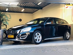 Volvo V60 - 1.6 Ocean Race/TOPSTAAT/VOL LEER/NAVI