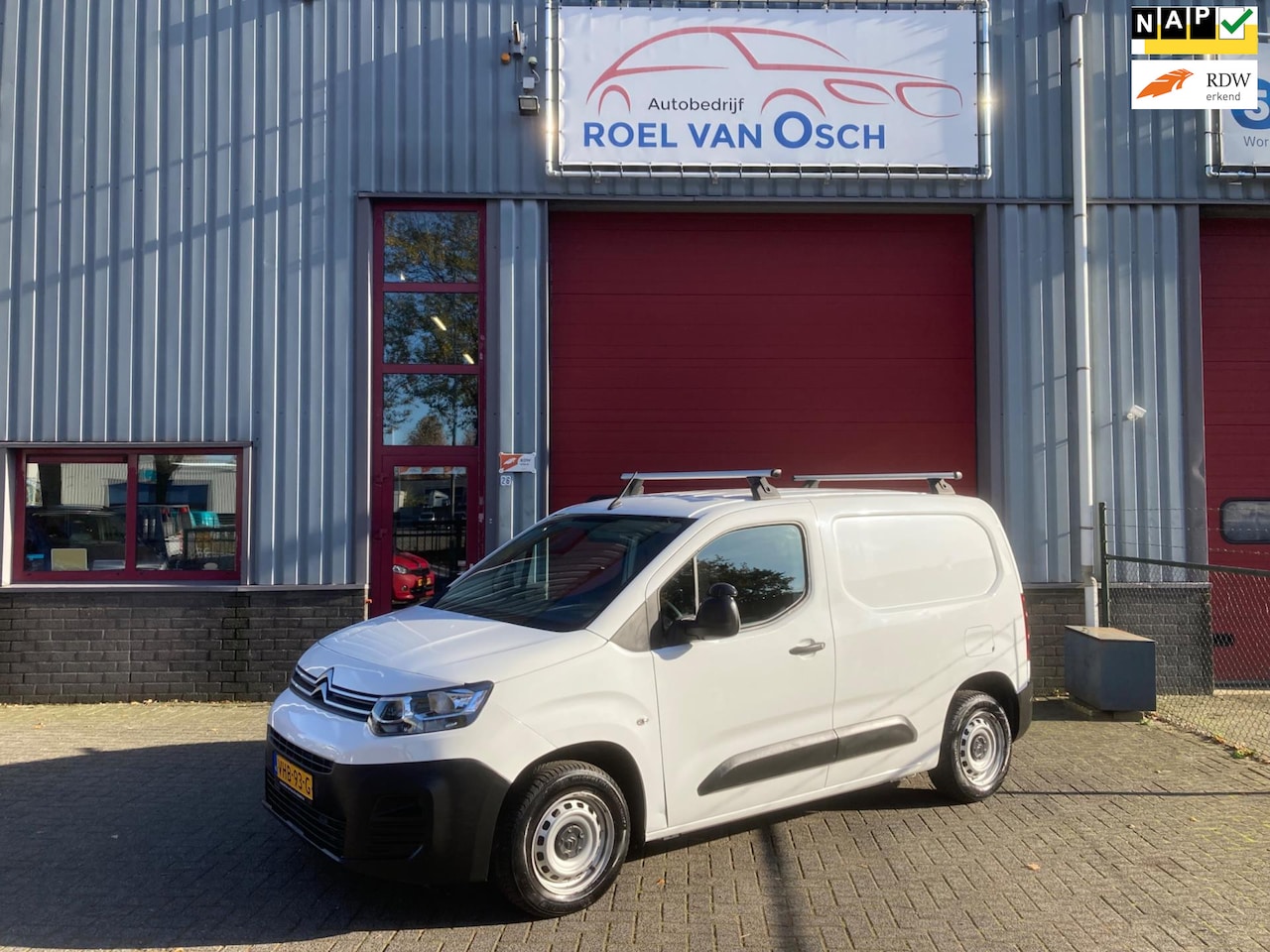 Citroën Berlingo - 1.5 BlueHDI Control | Airco | Betimmering - AutoWereld.nl