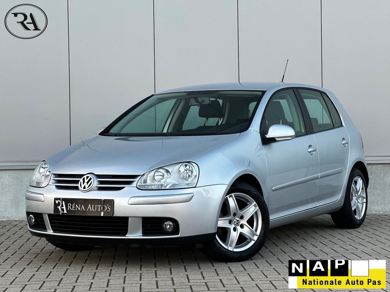 Volkswagen Golf - 1.6 FSI | 1e eignr | NAP | Airco | Cruise | Dealer OH | - AutoWereld.nl