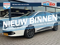 Renault Clio - 1.2 AUTHENTIQUE 5DRS AC/CRUISE/BLUETOOTH/NAV/PARK.SENS/LMV/MIST.LAMP