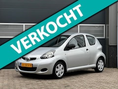 Toyota Aygo - 1.0-12V Access bj.2010 Airco|Apk. 11-2026|Nap