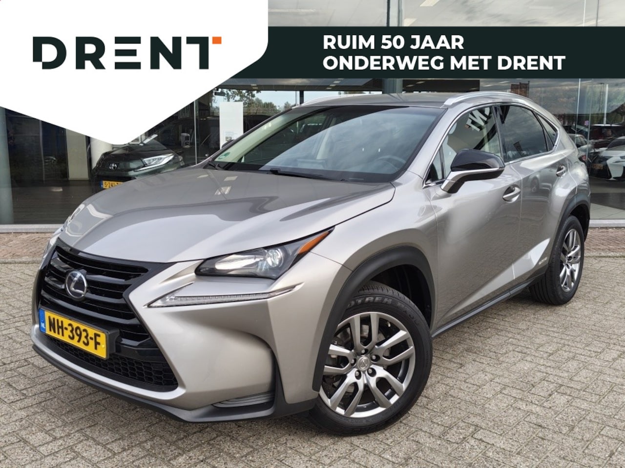 Lexus NX - 300h AWD Sport Edition | Trekhaak | 1500 kg trekgewicht | Navi - AutoWereld.nl