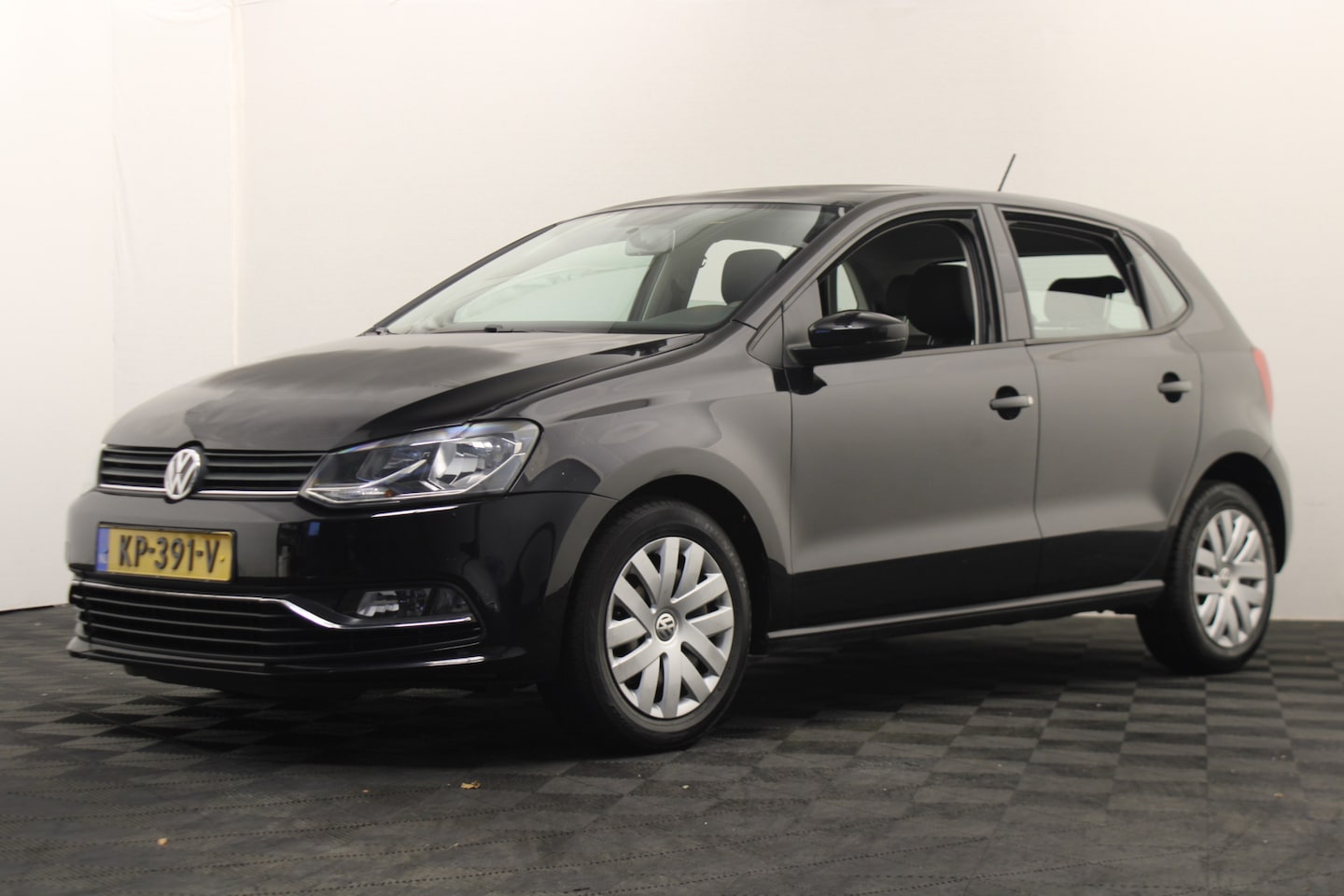 Volkswagen Polo - 1.4 TDI Comfortline Navi - AutoWereld.nl