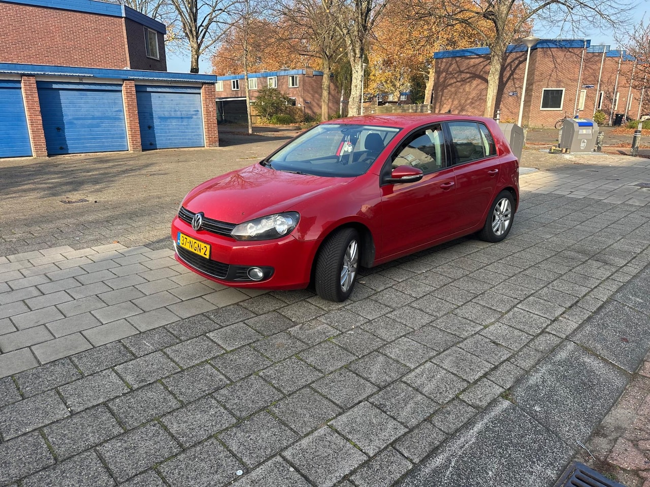 Volkswagen Golf - 1.4 TSI Automaat Highline Alcantara Bordeaux Met. - AutoWereld.nl