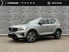 Volvo XC40 - 2.0 B4 Plus Dark | Trekhaak | Adaptive cruise control | Verwarmbare voorruit | Dode hoek d