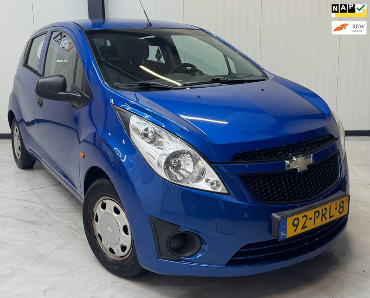 Chevrolet Spark - 1.0 16V LS-MET NIEUW APK - AutoWereld.nl