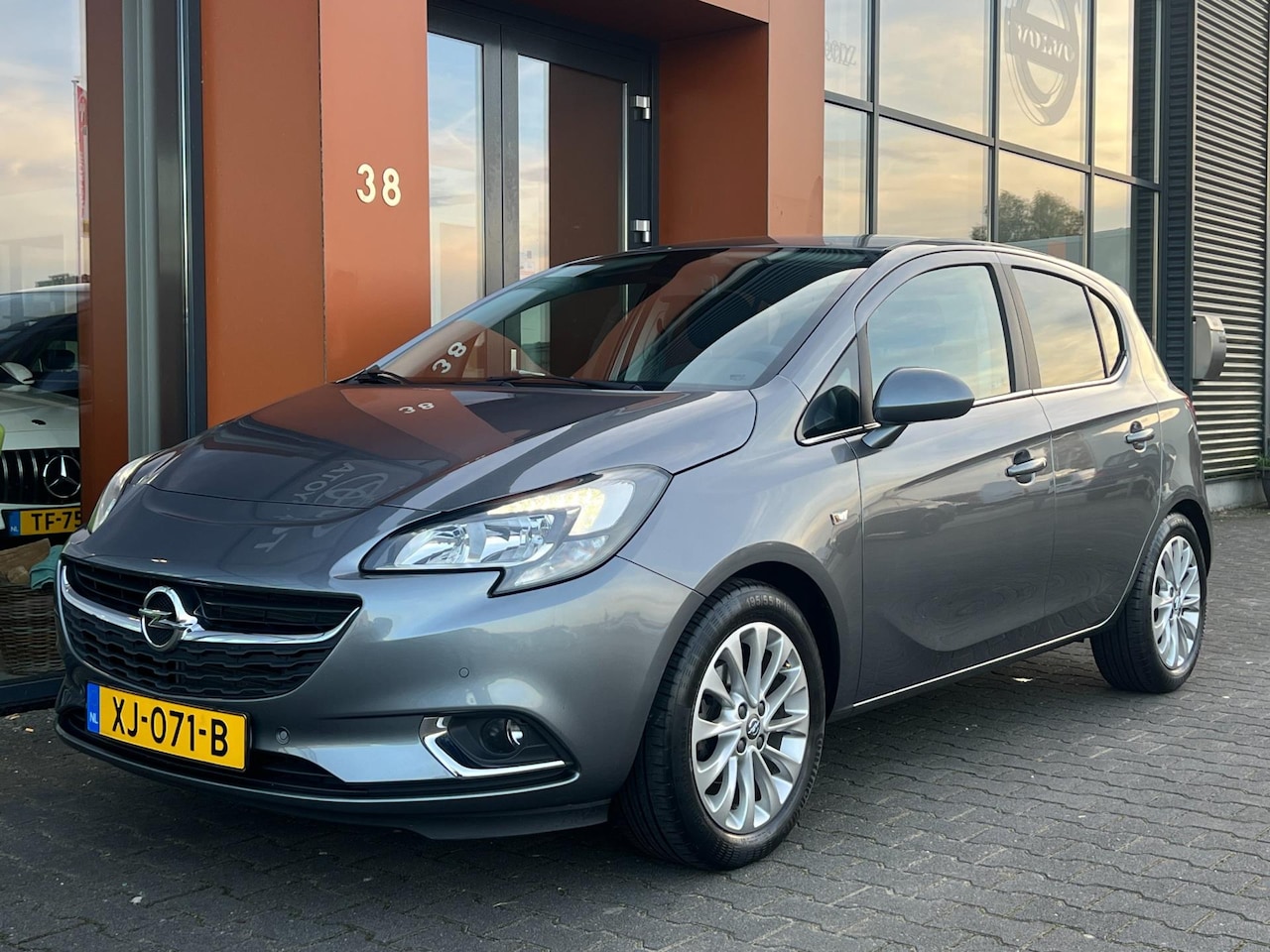 Opel Corsa - 1.4|Automaat|Navi|Clima|Isofix|Cruise|LED|DAB - AutoWereld.nl
