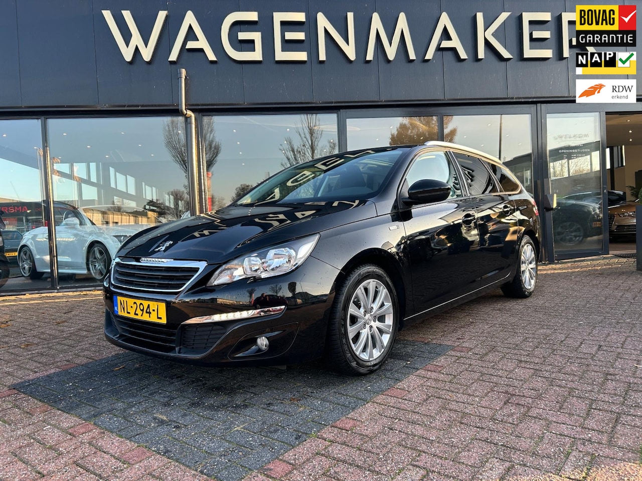 Peugeot 308 SW - 1.2 PureTech Style Clima|Cruise|NAVI|Carplay - AutoWereld.nl