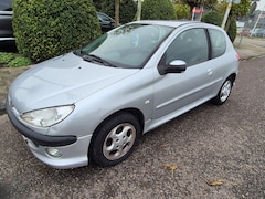 Peugeot 206 - 1.4 XS Premium Benzine 255.000km-APK.03-01-26-3-Deurs- Hatchback-Grijs