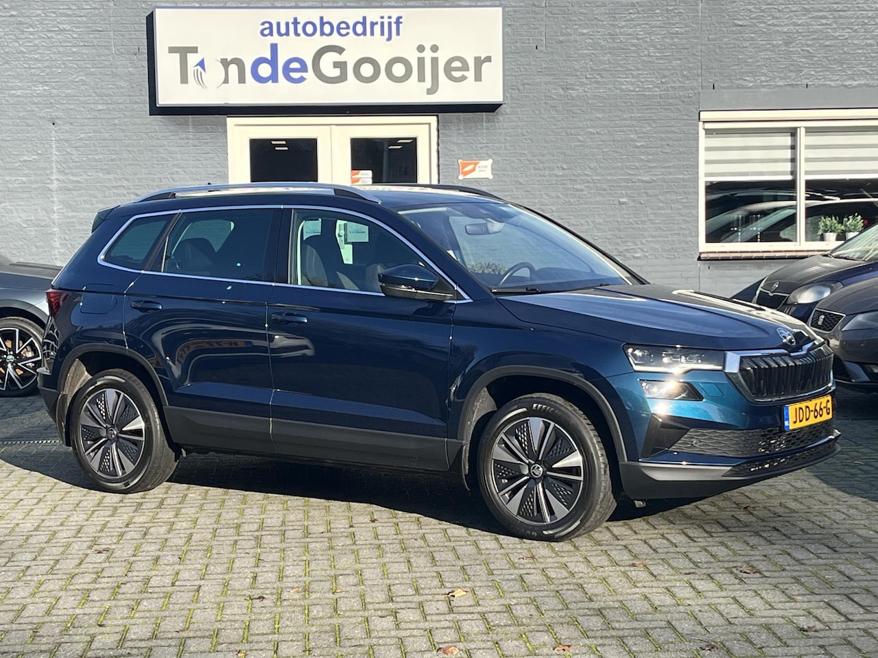 Skoda Karoq - 1.5 TSi DSG ACT Elegance | 5 JAAR FABRIEKSGARANTIE!! | - AutoWereld.nl
