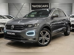 Volkswagen T-Roc - 1.5 TSI R-Line * Virtual - Trekhaak - Keyless - Camera - ACC - App - Blind Spot