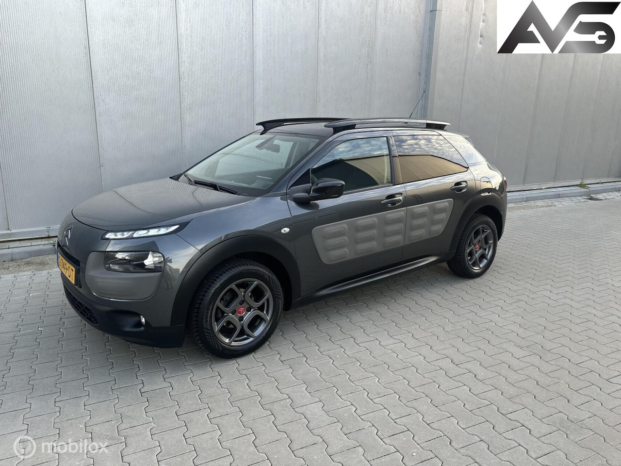 Citroën C4 Cactus - 1.2 PureTech Shine |Camera|Trekhaak|LMV - AutoWereld.nl