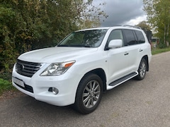 Lexus LX - LX570 ( Toyota Land Cruiser 200-Series) 8 persoons Benzine