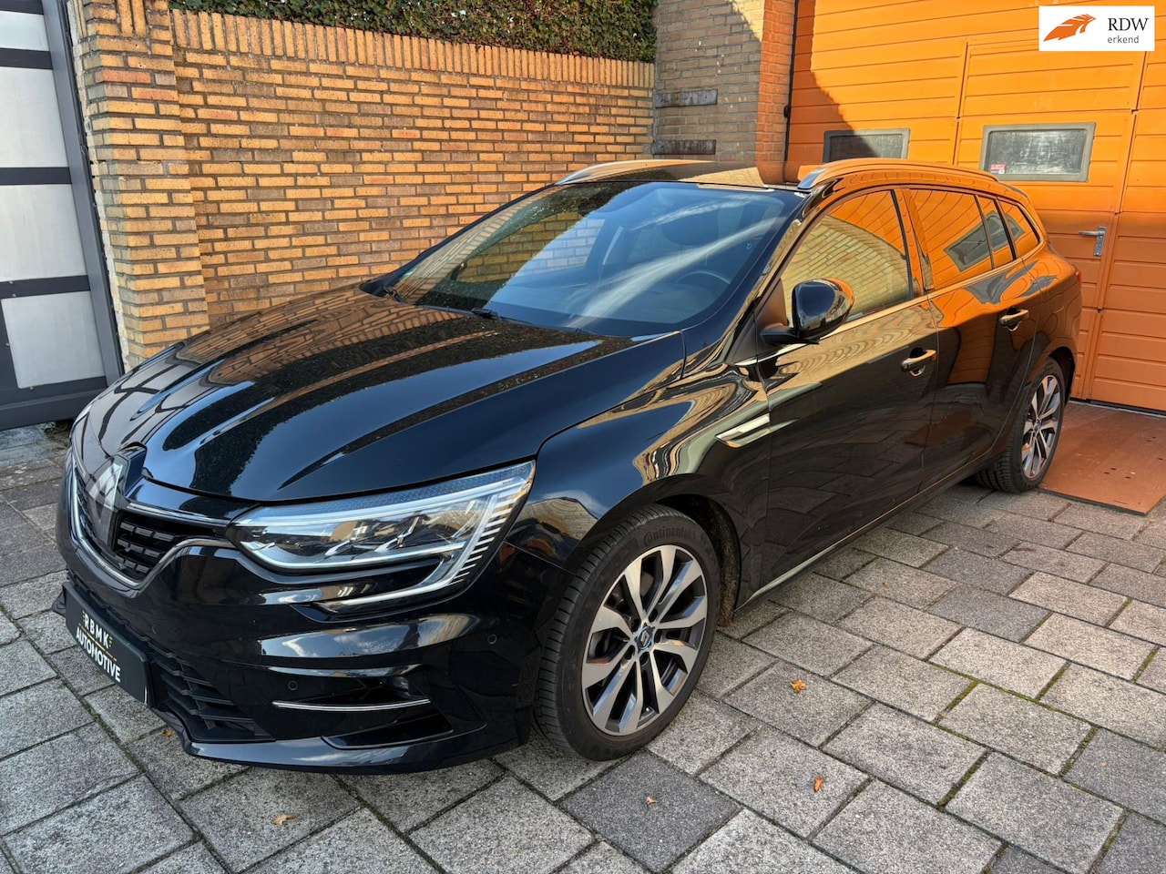 Renault Mégane E-Tech - Estate 1.6 Plug-In Hybrid 160 Intens - AutoWereld.nl