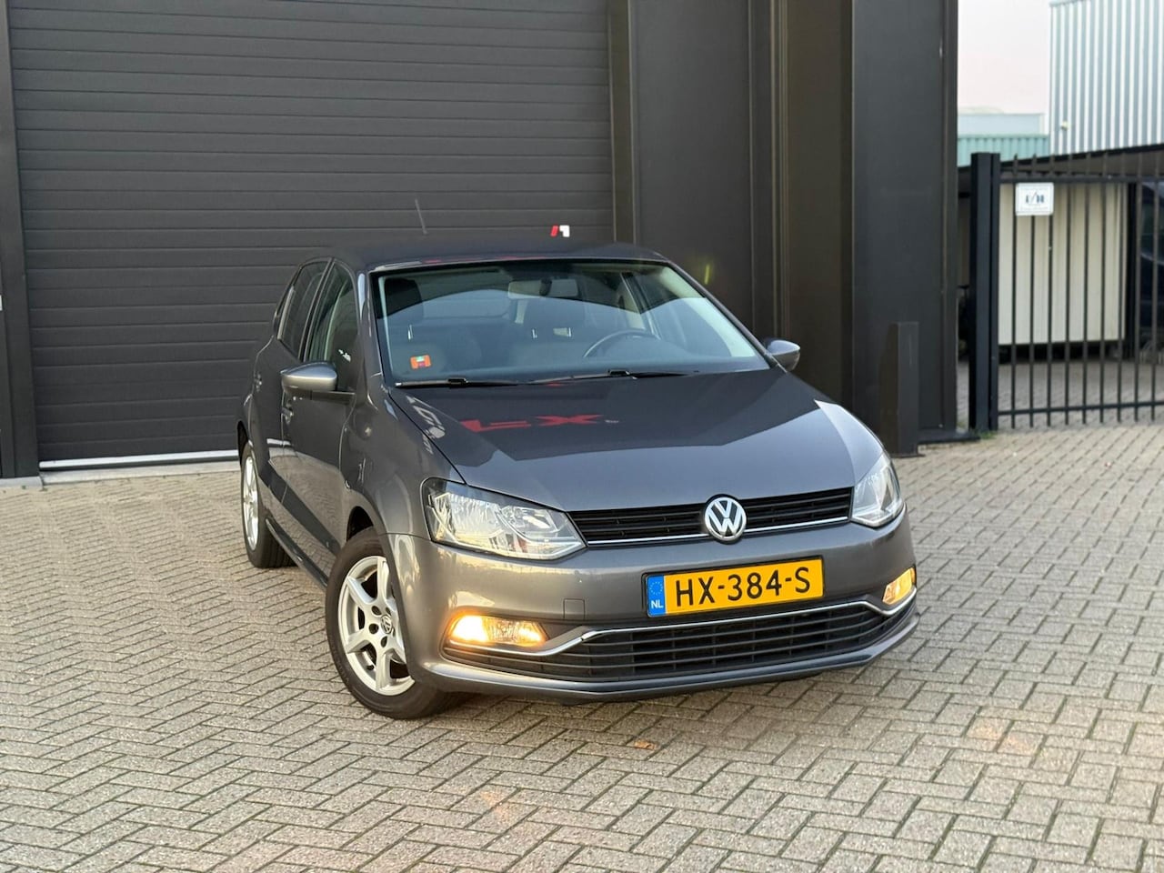 Volkswagen Polo - 1.4 TDI 5D Comfortline (bj 2016) Euro6|NAVI|AIRCO|LMV|EXPORTPRIJS - AutoWereld.nl