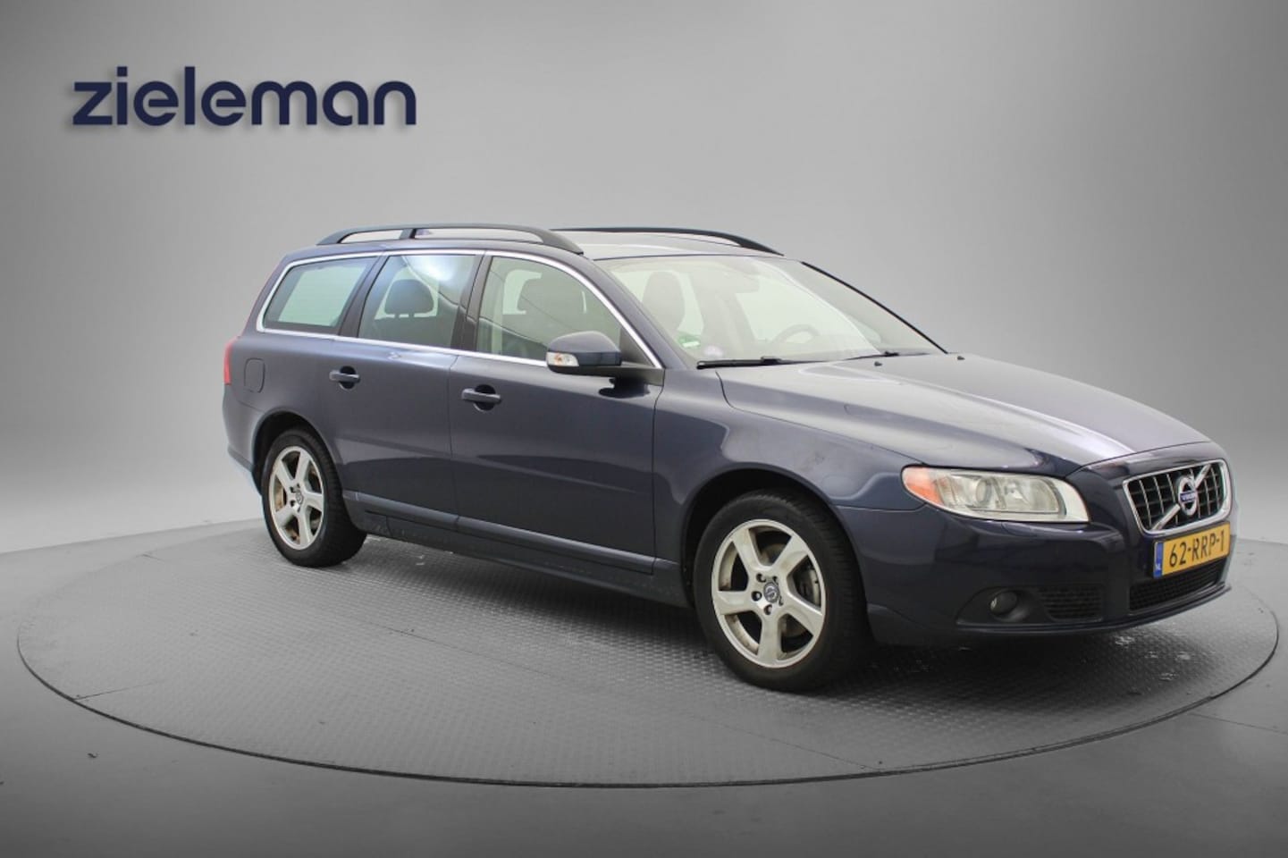 Volvo V70 - 1.6 T4 Limited Edition Automaat - Navi, Leer, Cruise, Trekhaak, Stoelverw. - AutoWereld.nl