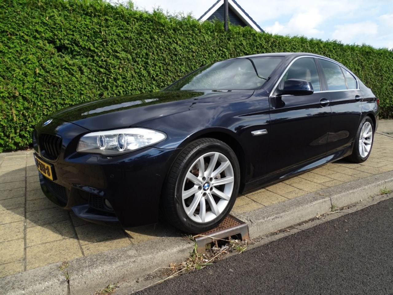 BMW 5-serie - 520I High ex. M-Pakket-Leer-Blth-Navi-Cruise-Pdc - AutoWereld.nl