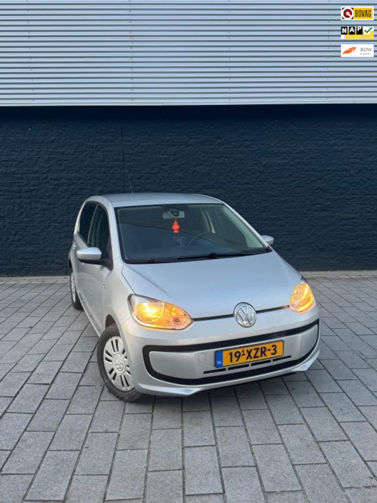 Volkswagen Up! - 1.0 move up! BlueMotion 1.0 move up! BlueMotion - AutoWereld.nl