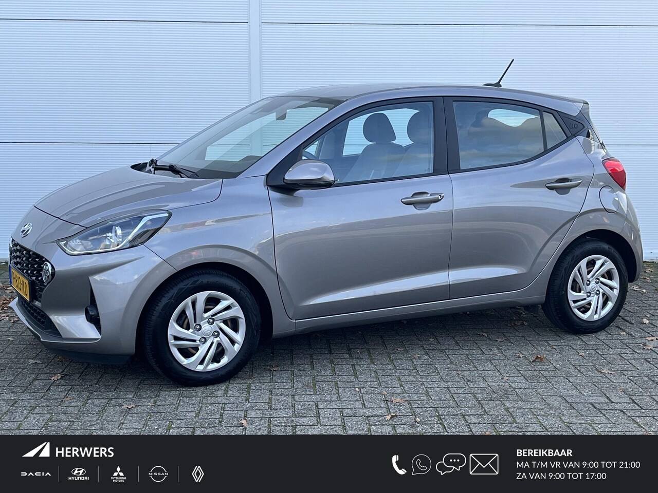 Hyundai i10 - 1.0 Premium / Eerste eigenaar / Dealer onderhouden / Duurste uitvoering / Apple Carplay/An - AutoWereld.nl