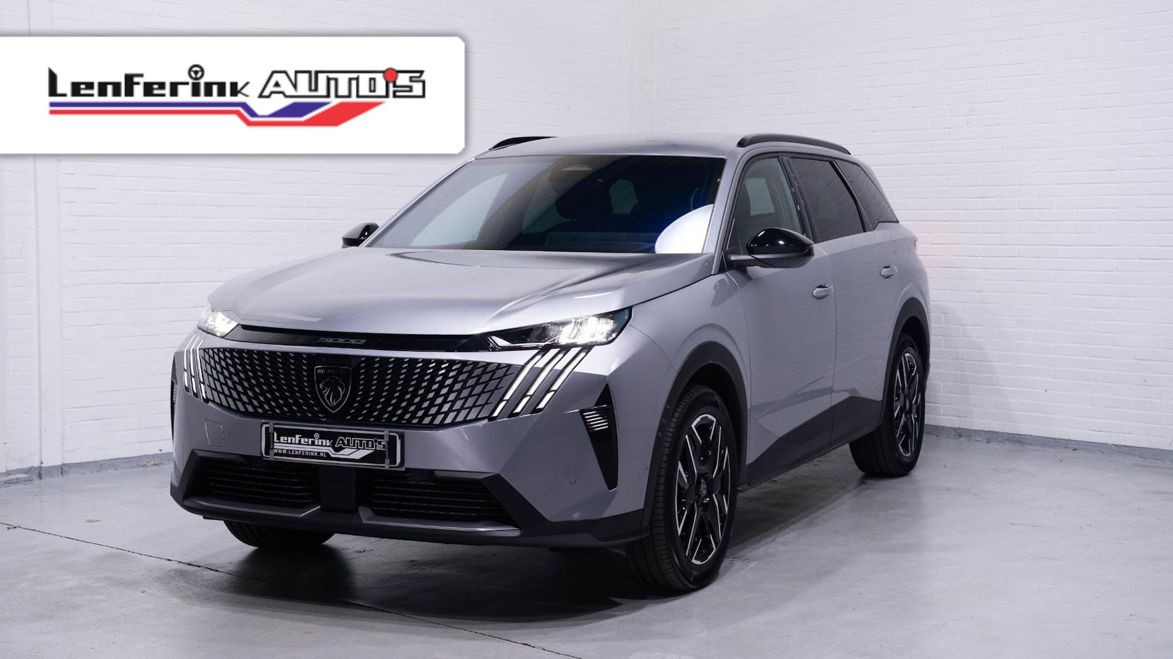 Peugeot 5008 - 1.2 PureTech Allure Apple/Android Carplay, 7-Zits, Adaptive Cruise Control, 360 Camera - AutoWereld.nl
