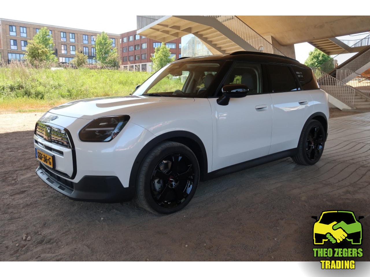 MINI Countryman - Mini E Class XS 66.5 kWh - AutoWereld.nl