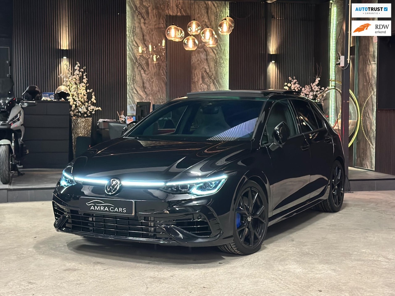 Volkswagen Golf - 2.0 TSI 4Motion R|PANO|AKRA|BOMVOL! - AutoWereld.nl