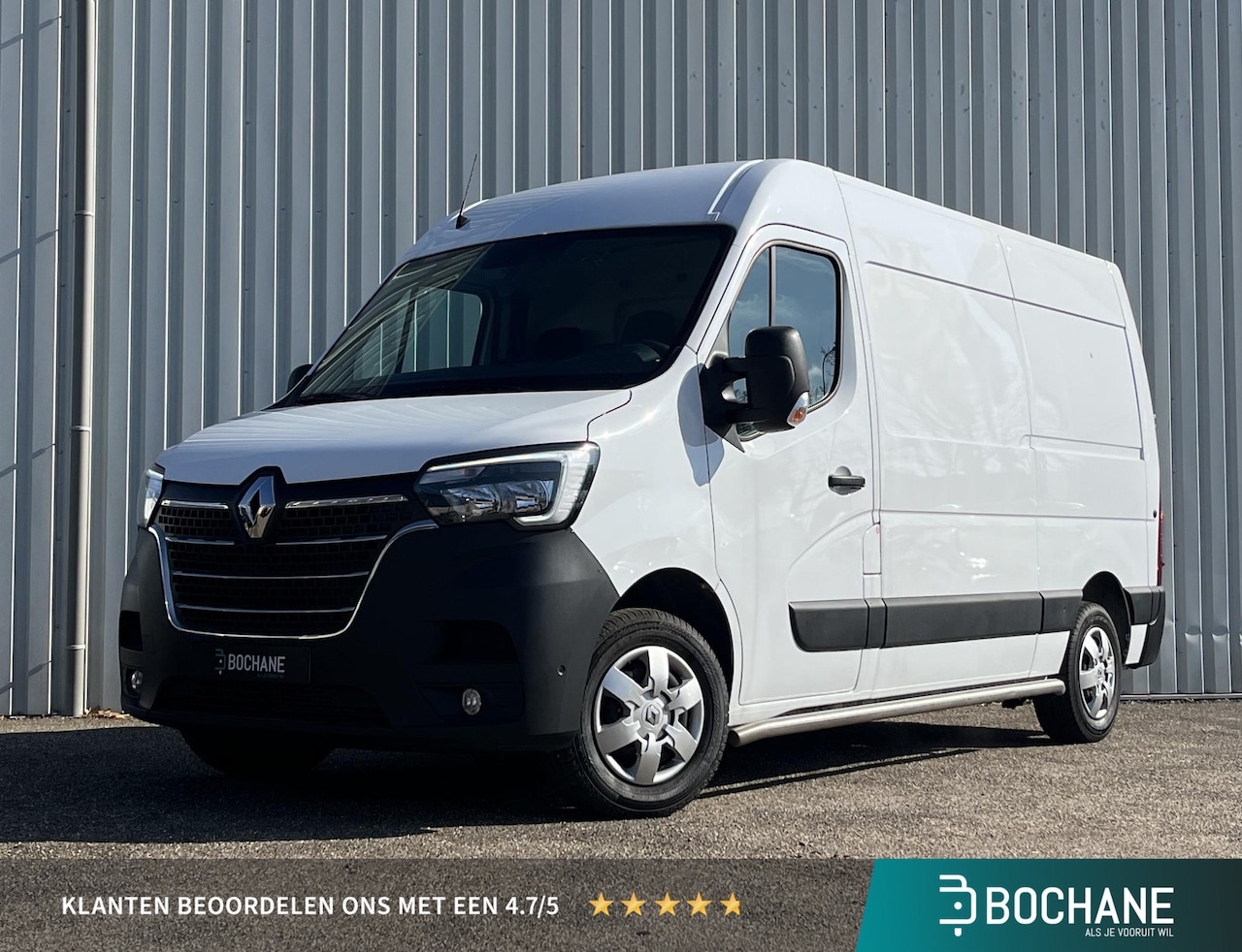 Renault Master - T35 2.3 dCi 135 L2H2 Work Edition | Trekhaak | Bedrijfswageninrichting | Navi | Airco | Cr - AutoWereld.nl