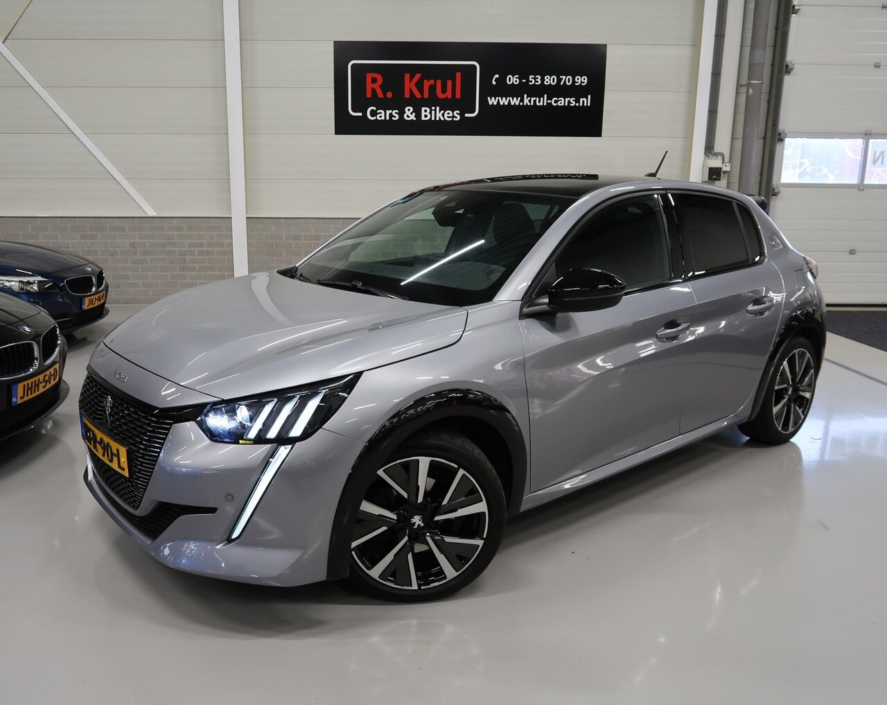 Peugeot 208 - 1.2 PureTech GT BTW Automaat 131pk App connect Digitaal Dashboard Sportstoelen Half Leer C - AutoWereld.nl