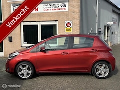 Toyota Yaris - 1.3 VVT-i Dynamic / Garantie