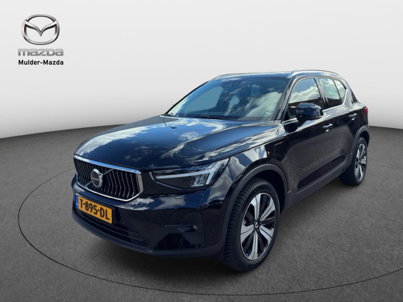 Volvo XC40 - T5 Plug-in Ultimate Bright | Leder | Pano | Trekhaak | 360Camera - AutoWereld.nl