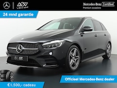 Mercedes-Benz B-klasse - 200 AMG Line MY'23 | Trekhaak Wegklapbaar | Panorama - schuifdak | Cruise Control | AMG Li