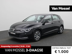 Volkswagen Golf - 1.4 eHybrid Style 204 PK | Automaat | Plug-In | Ergo Active Stoelen (Massage) | Digital Co