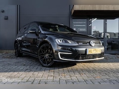 Volkswagen Golf - GTE 1.4 TSI | Panodak | 18” Black Velgen
