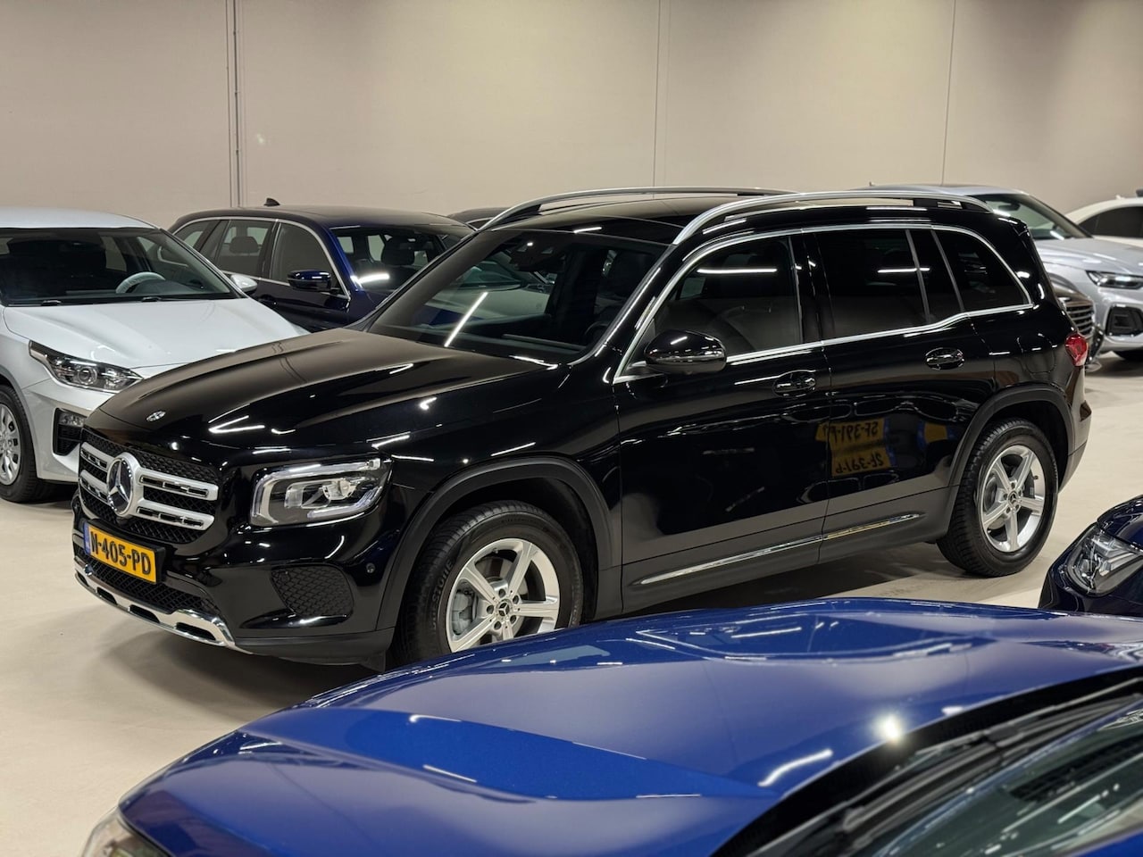 Mercedes-Benz GLB - 200 Premium Plus 200 Premium Plus, Pano, Widescreen, Ambiënte Light, 360 Cam, Voll Led, Cruise, Multistuur, - AutoWereld.nl