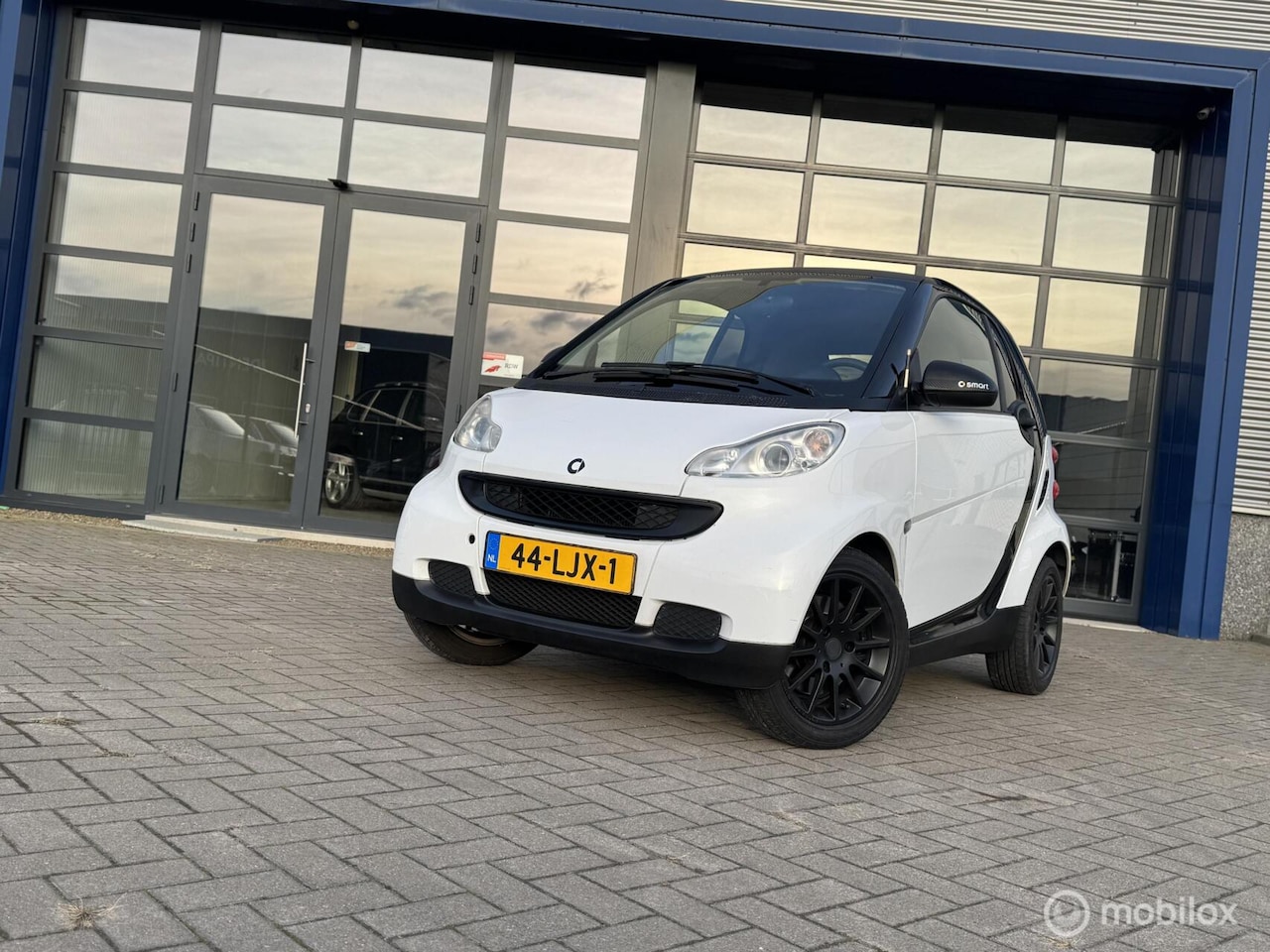 Smart Fortwo coupé - 1.0 mhd Pure NAP / CARPLAY - AutoWereld.nl