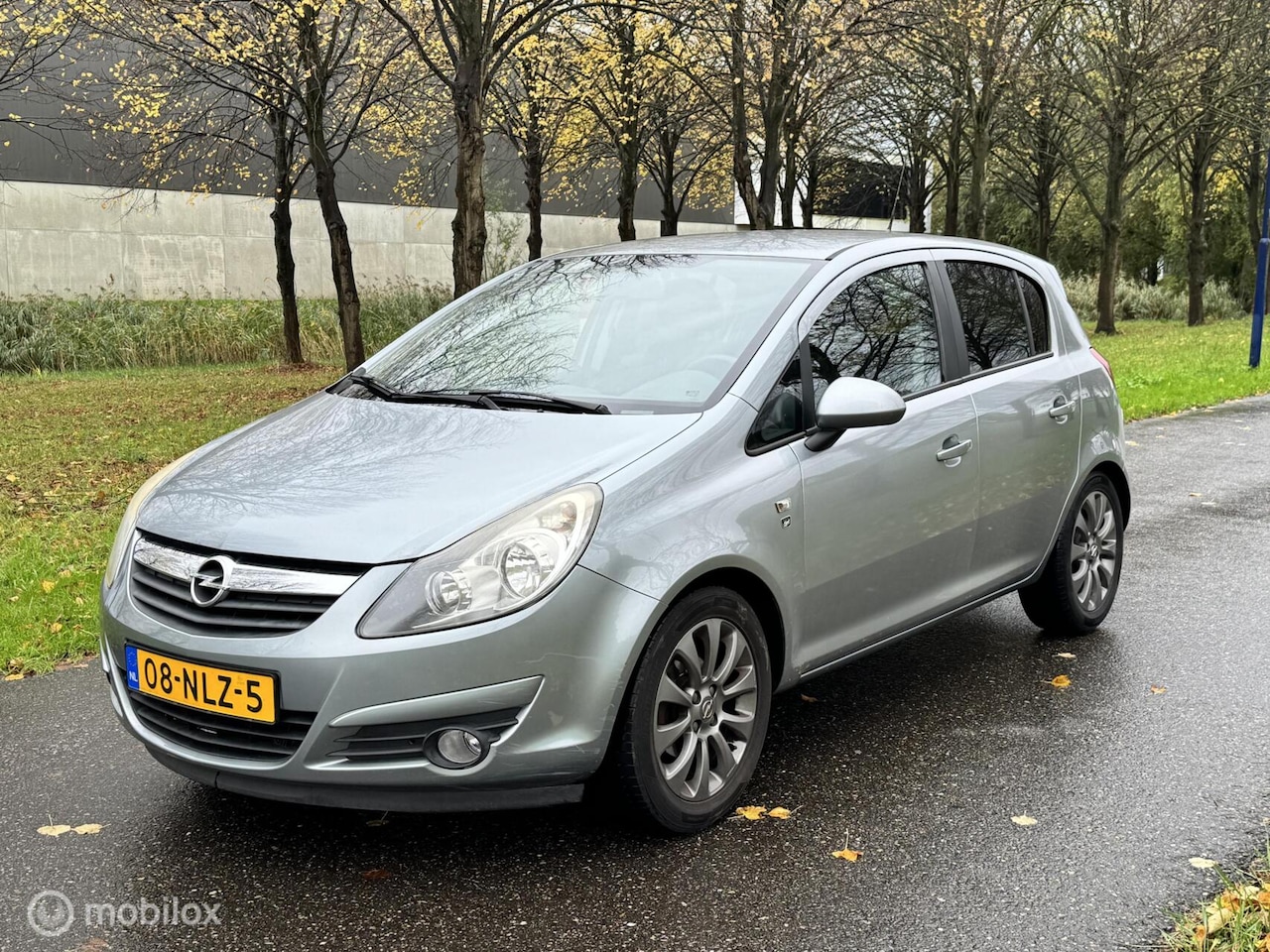 Opel Corsa - 1.2-16V '111 Edition*AUTOMAAT*NEW APK 10/26*5 DRS - AutoWereld.nl