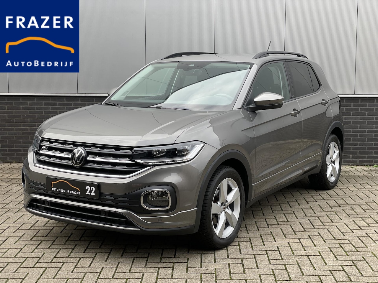 Volkswagen T-Cross - 1.0 TSI AUTOMAAT / R-LINE / LED / CRUISE / NAVI / RIJKLAAR - AutoWereld.nl